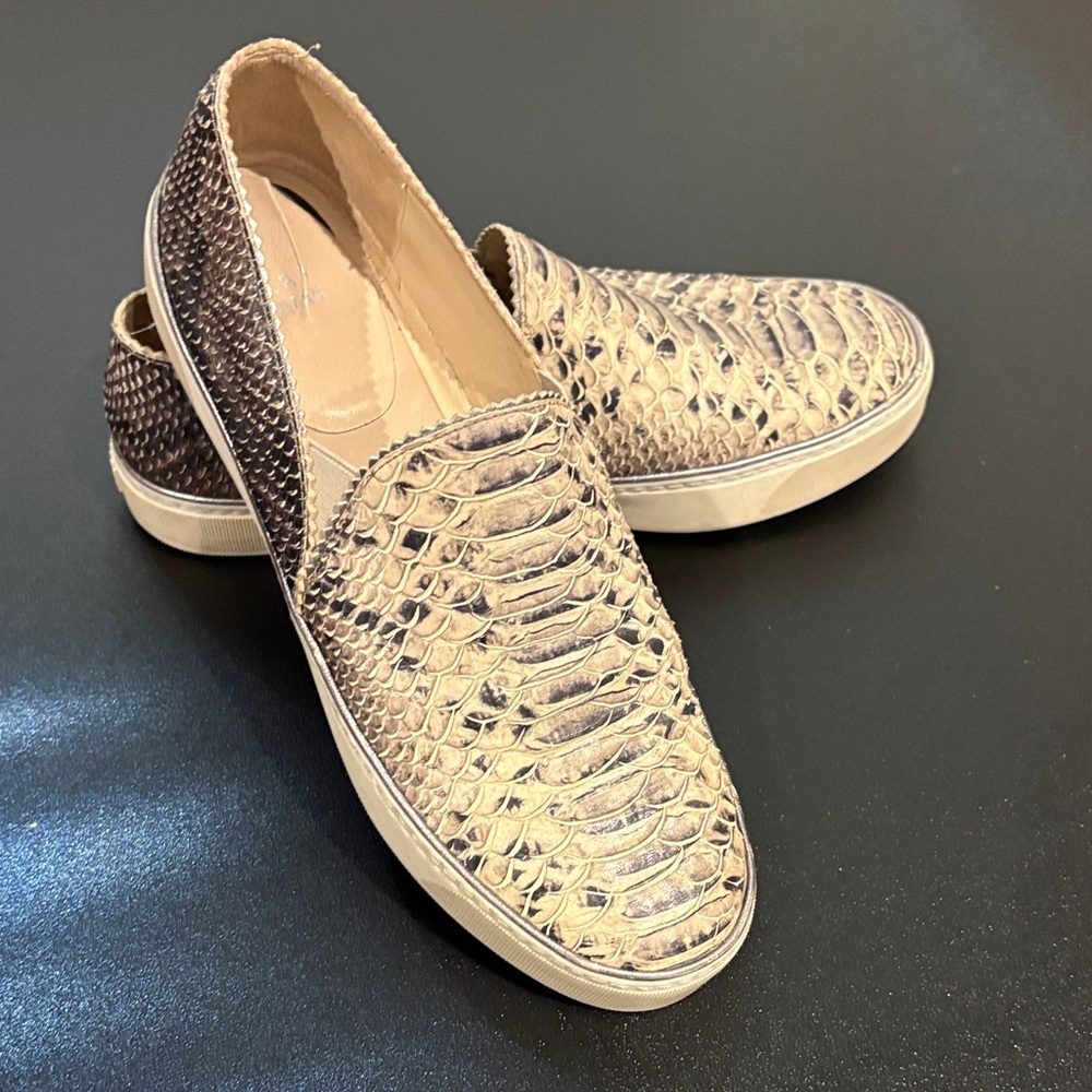 Stuart Weitzman Beige & Brown Snakeskin Slip-On Moccasins